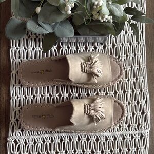 ☀️ Seven Dials Cream Sandals ☀️
